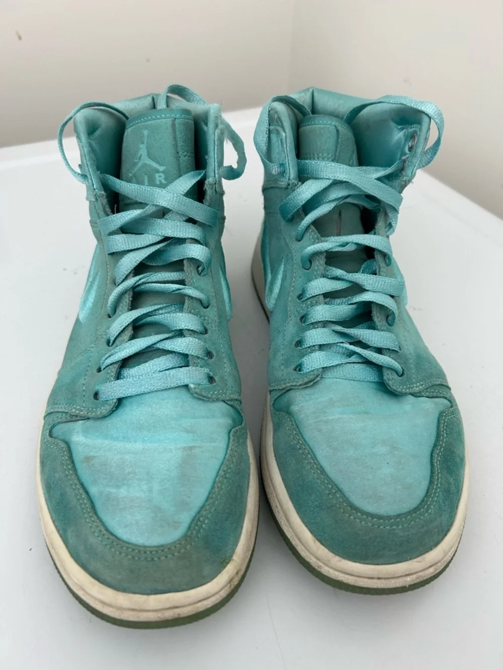 Nike Air Jordan Women’s 1 Retro High Soh  Light Aqua Size 8.5